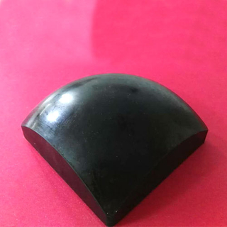 Her biri 2,5 × 2.5 × 4.35mm piezoseramik şirketi kavisli piezoelektrik kompozit malzeme