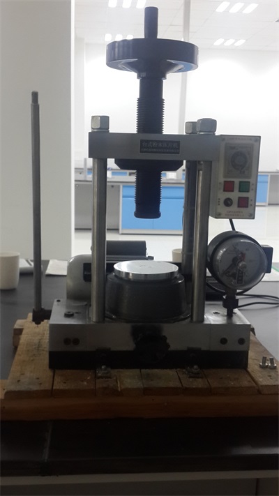 Tozu Sıkıştırma Makinesi