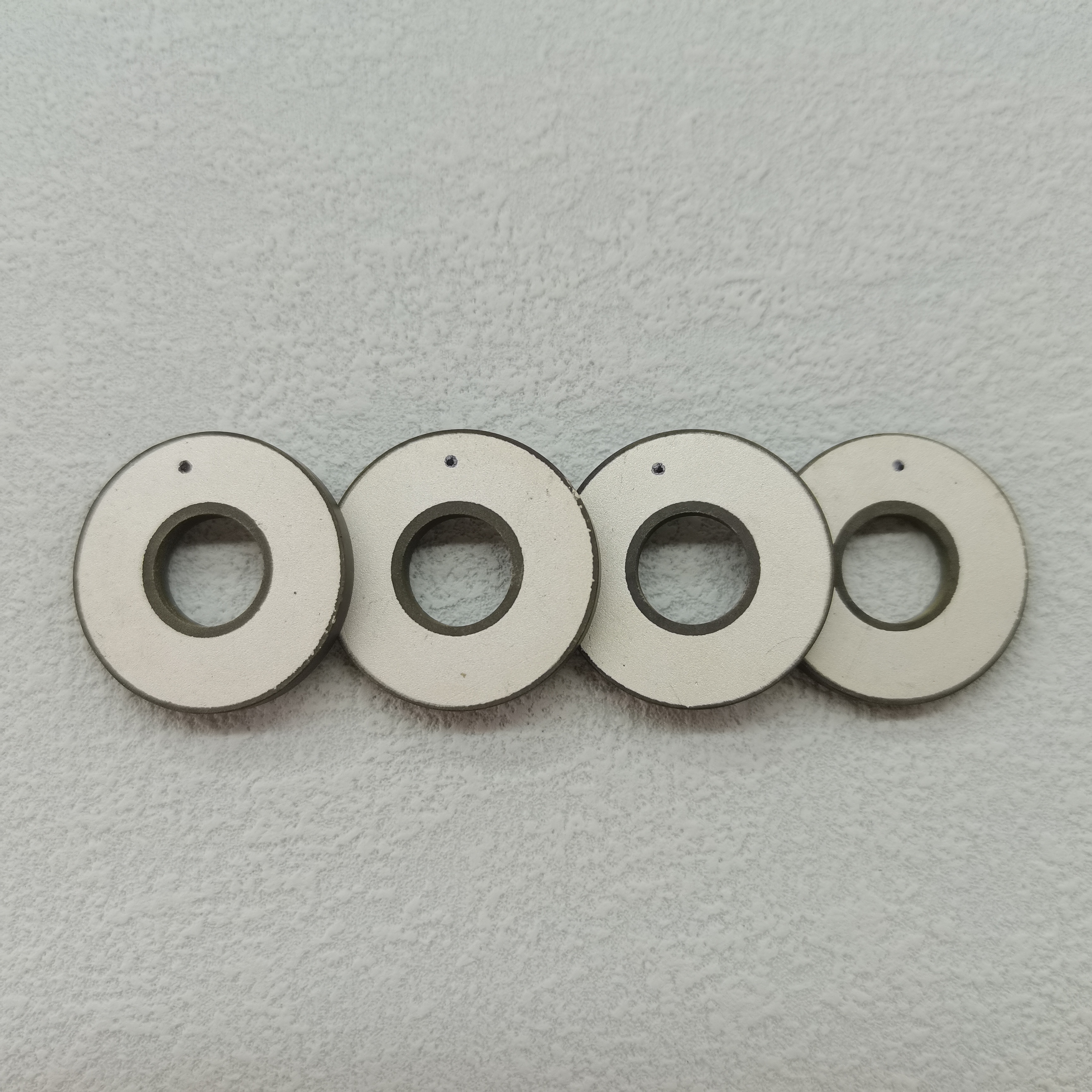 PZT Ring PZT5A Malzeme Piezoelektrik Seramik Halka Elemanları Çin Fabrikası